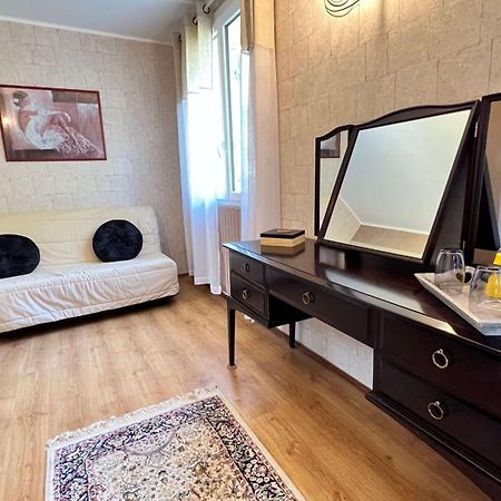 Chambres D'Hotes Le Muguet Mandacou Exterior photo